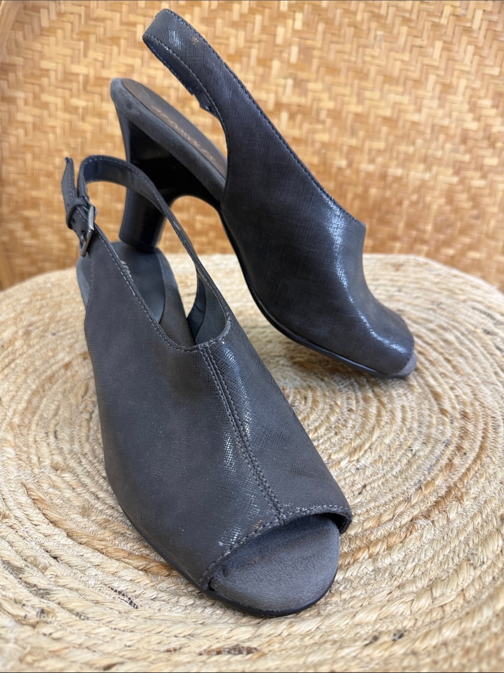 Aerosols Slingback Peep-Toe Heels in Dark Gray Size 10 Womens Career Comfort
